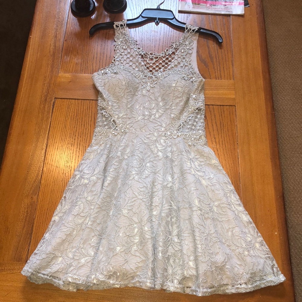 Party / Homecoming dress